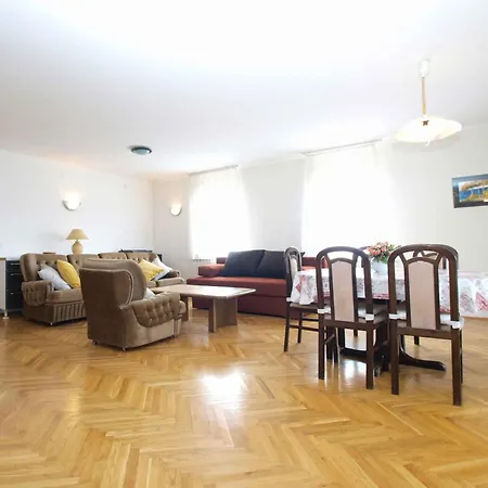 Appartement With Pool In Novigrad-istrien 44291 Novigrad Istria